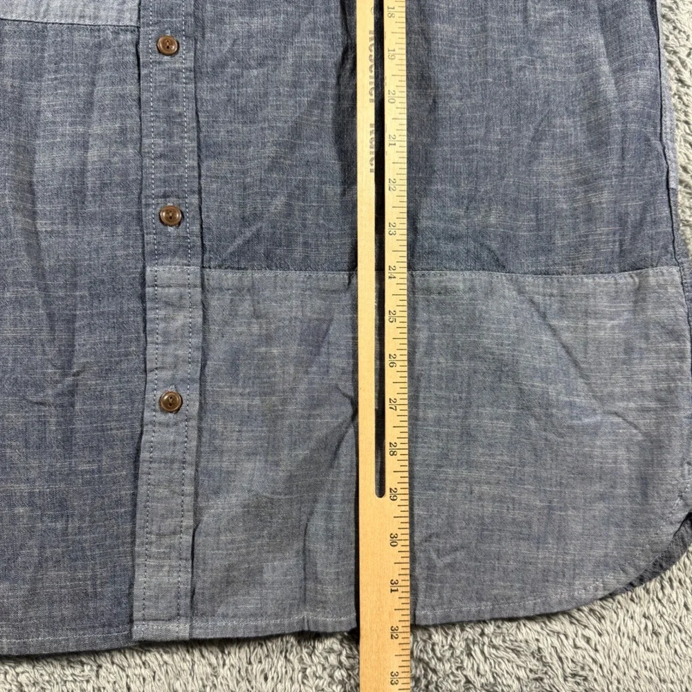 Levis levi button